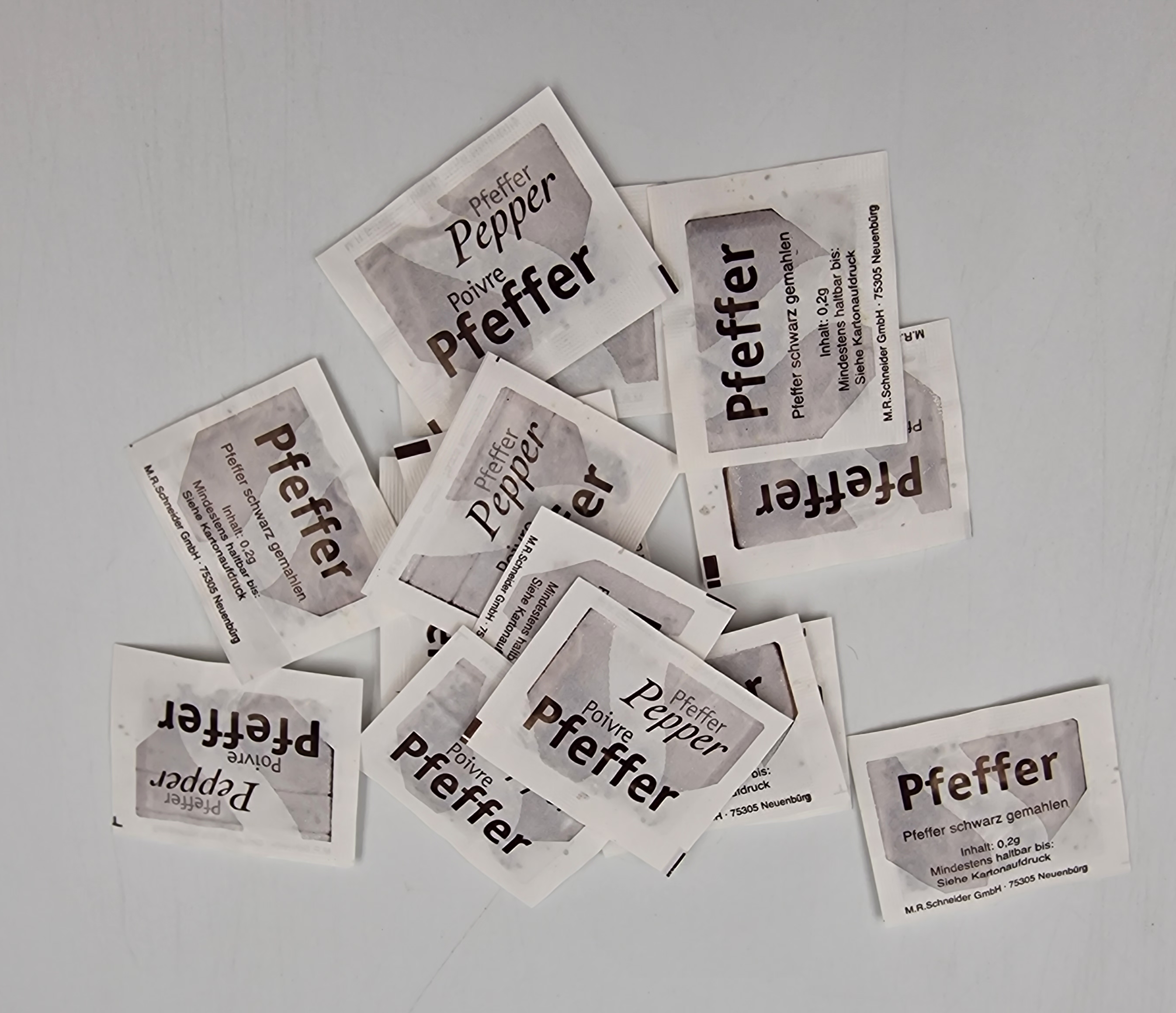 Lagerartikel(0008523)0008523-PfefferSachetsBriefchen0%2C2g-2000St%C3%BCckKarton(3)
